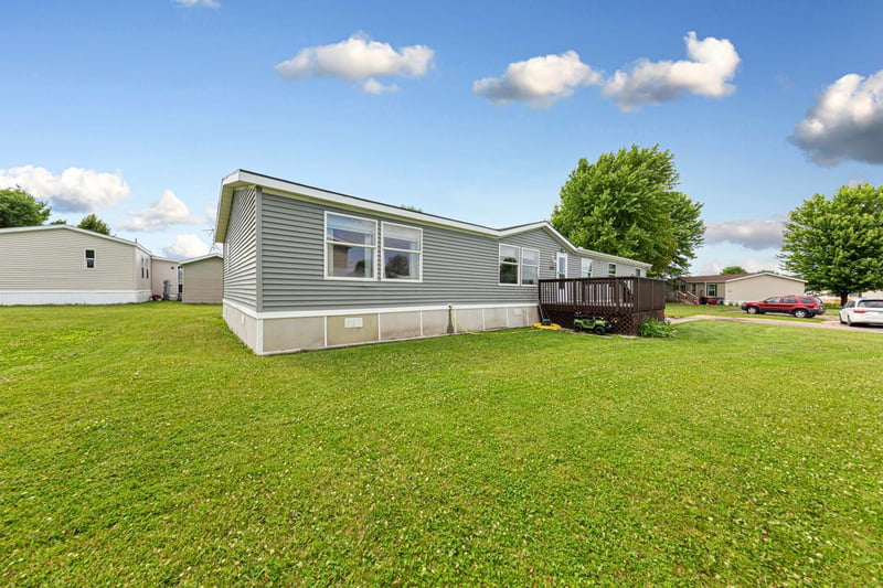 2147 Celtic Ct, North Mankato, MN 56003
