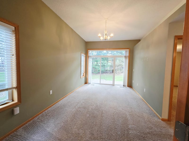 19136 Concord Ct NW, Elk River, MN 55330