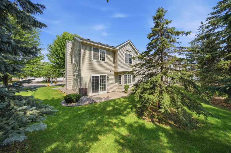 17700 41st Ave N #80, Plymouth, MN 55446