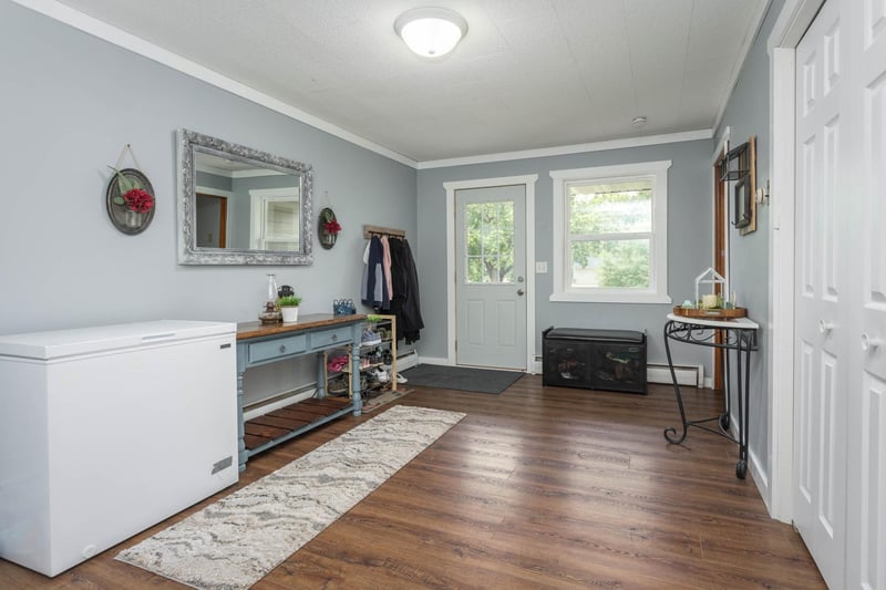 104 4th St E, Brandon, MN 56315