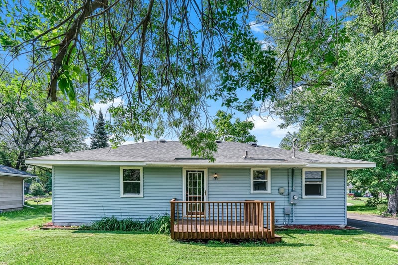 653 108th Ln NW, Coon Rapids, MN 55448