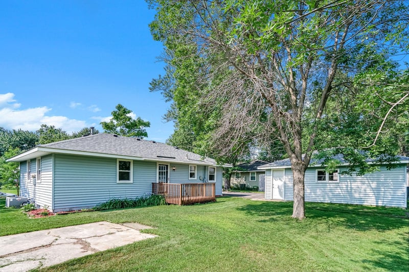 653 108th Ln NW, Coon Rapids, MN 55448