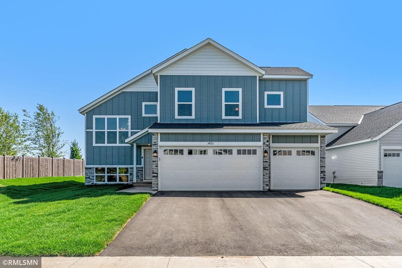 16541 Wilson St NW, Elk River, MN 55330