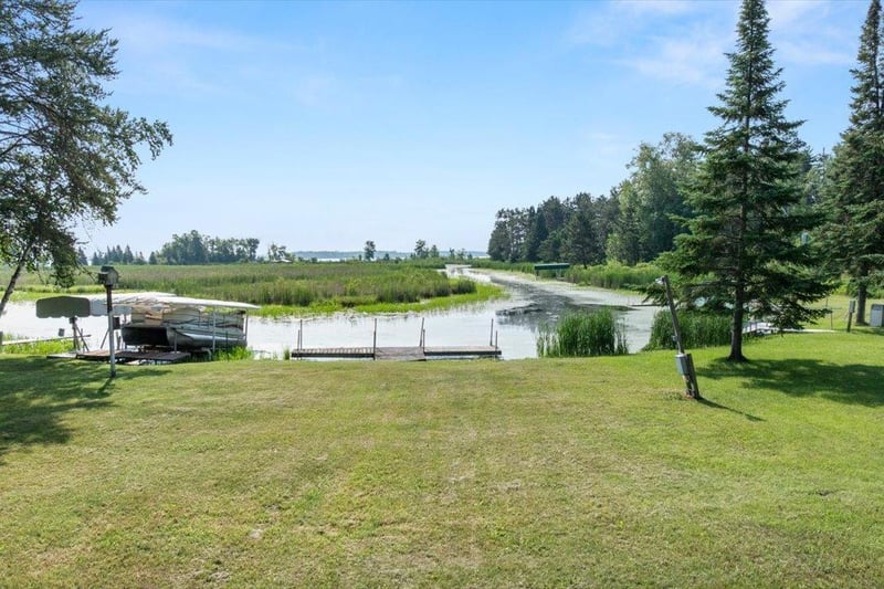 37061 Delta Bay Dr, Pine River, MN 56474