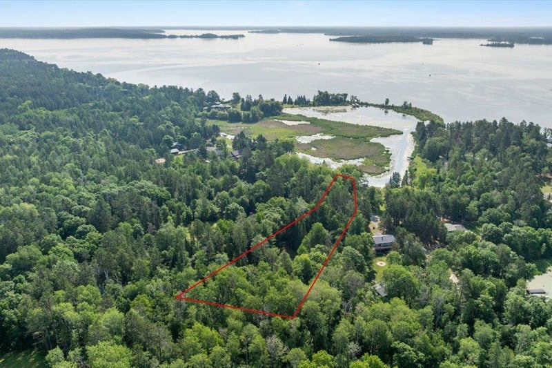 37061 Delta Bay Dr, Pine River, MN 56474