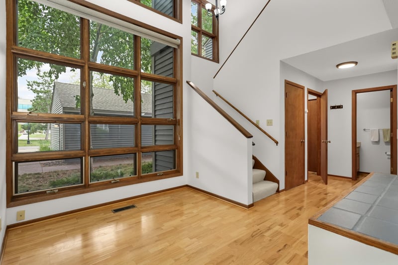 1359 Spencer Rd W #1359, Saint Paul, MN 55108