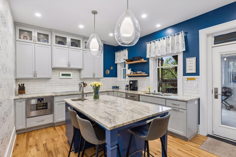 436 Portland Ave #9, Saint Paul, MN 55102