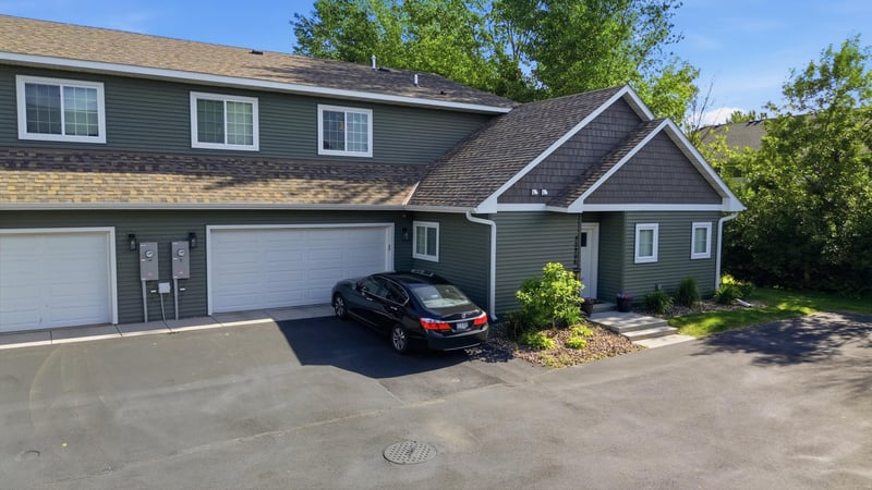 22294 Lilac Way, Forest Lake, MN 55025