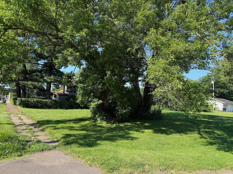 105 Pine St N, Onamia, MN 56359