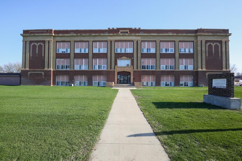 109 E Luverne St #Units 101-336, Luverne, MN 56156