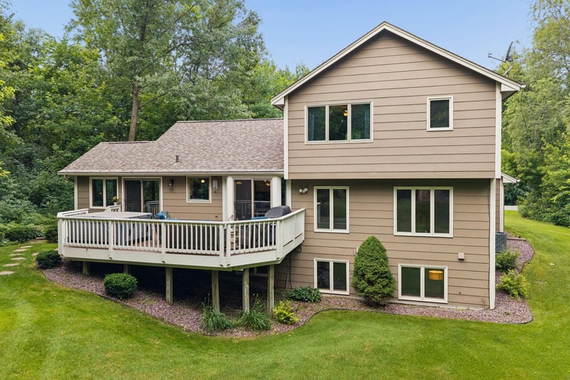 5676 Nelmark Ave NE, Saint Michael, MN 55376