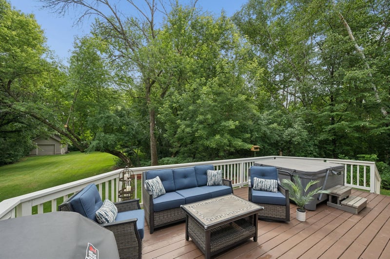 5676 Nelmark Ave NE, Saint Michael, MN 55376