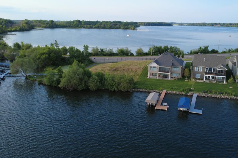 7196 Lavalle Dr, Hugo, MN 55038