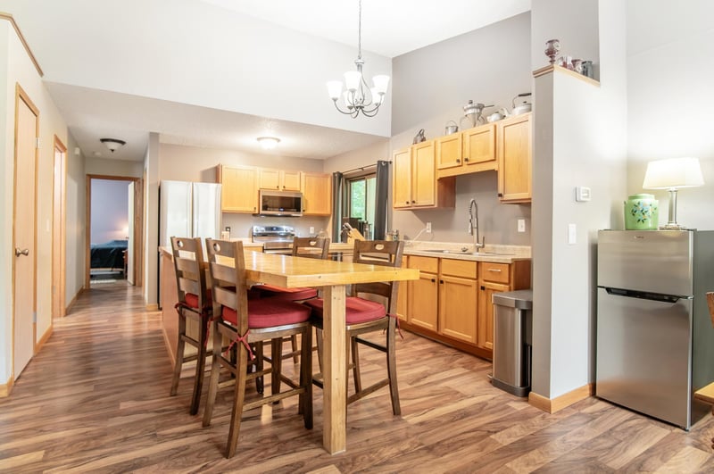 532 Pleasant Dr, Hastings, MN 55033