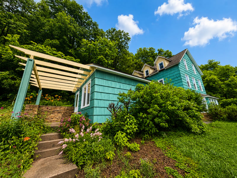 495 North St, Fountain City, WI 54629