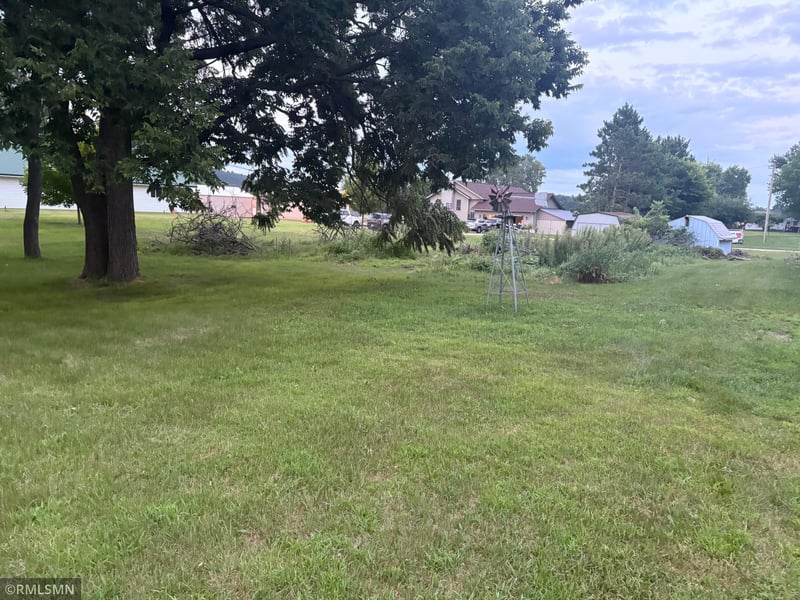 304 7th St, Pepin, WI 54759
