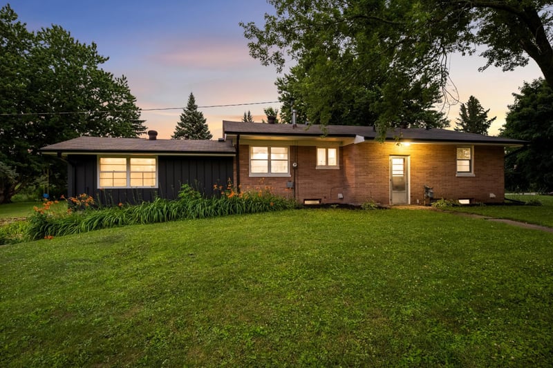 32741 Northfield Blvd, Northfield, MN 55057