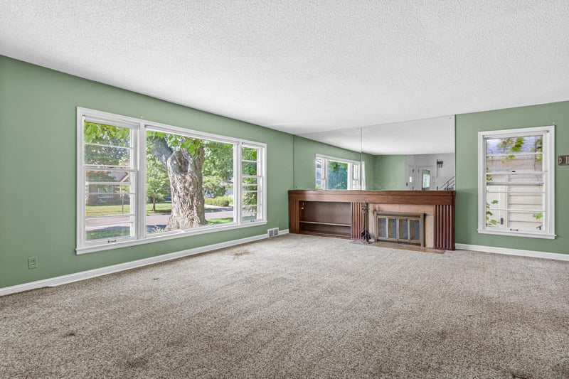 1531 Idaho Ave W, Falcon Heights, MN 55108