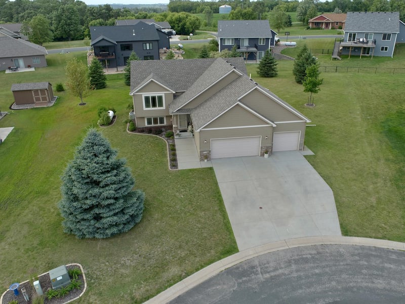 1474 Grand View Ln SE, Mazeppa, MN 55956