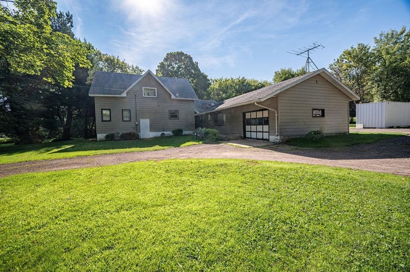 W2595 690th Ave, Spring Valley, WI 54767