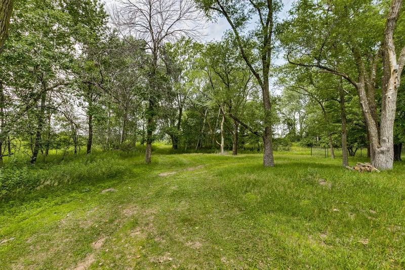 5715 Hodgson Rd, Shoreview, MN 55126