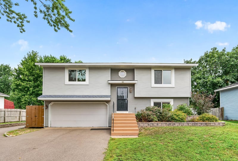 1301 Roosevelt St, Anoka, MN 55303