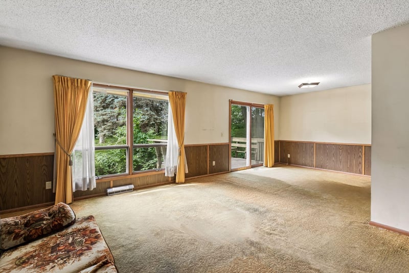 2390 50th St E, Inver Grove Heights, MN 55076