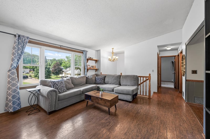 5190 Three Points Blvd, Mound, MN 55364