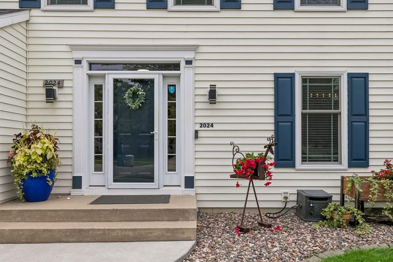 2024 Northview Ln NE, Rochester, MN 55906