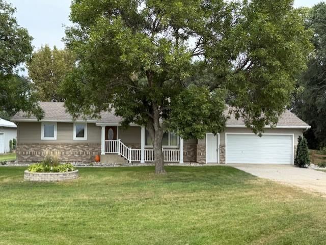 1908 380th St, Breckenridge, MN 56520