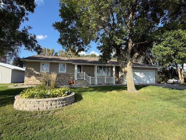1908 380th St, Breckenridge, MN 56520