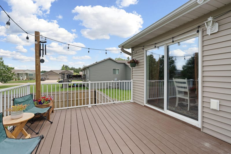 2011 12th Ave NE, Austin, MN 55912