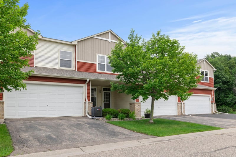 1646 White Pine Way #B, Carver, MN 55315