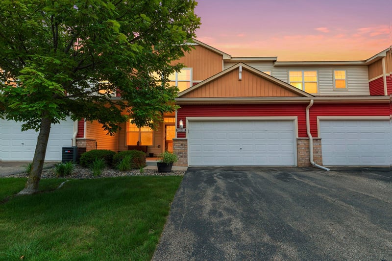 1646 White Pine Way #B, Carver, MN 55315