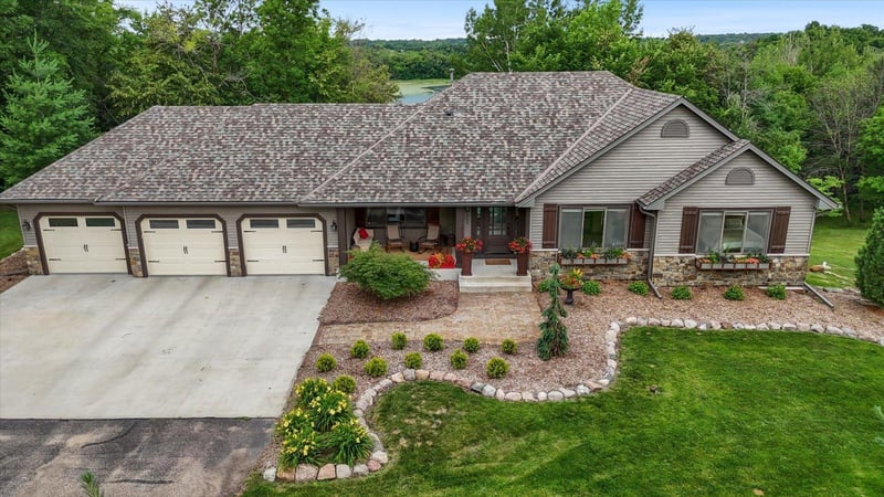 1265 Bice Ave NW, Buffalo, MN 55313