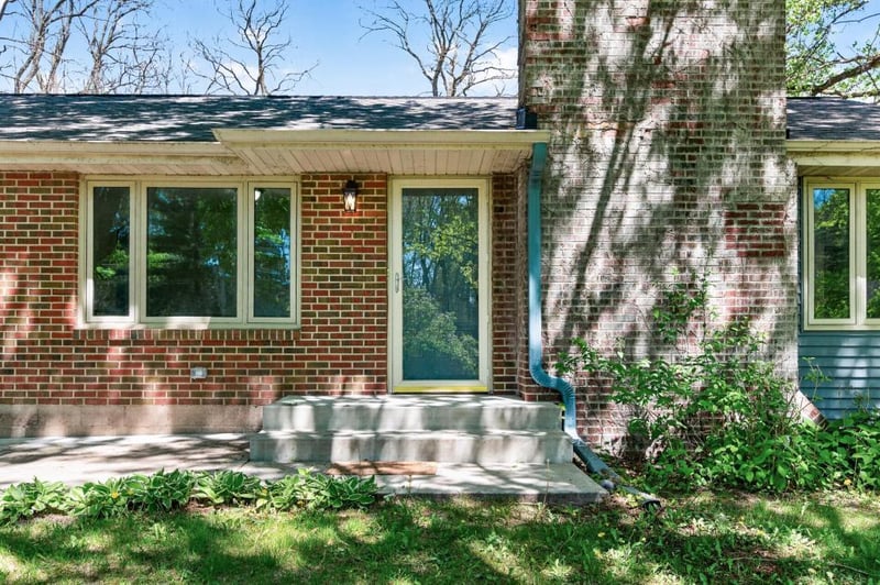 1357 County Road H2, White Bear Lake, MN 55110