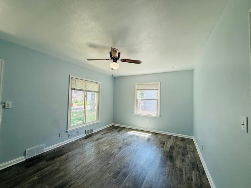 1299 Matilda St, Saint Paul, MN 55117