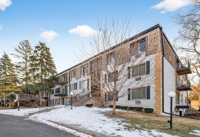 181 Little Canada Rd E #334, Little Canada, MN 55117