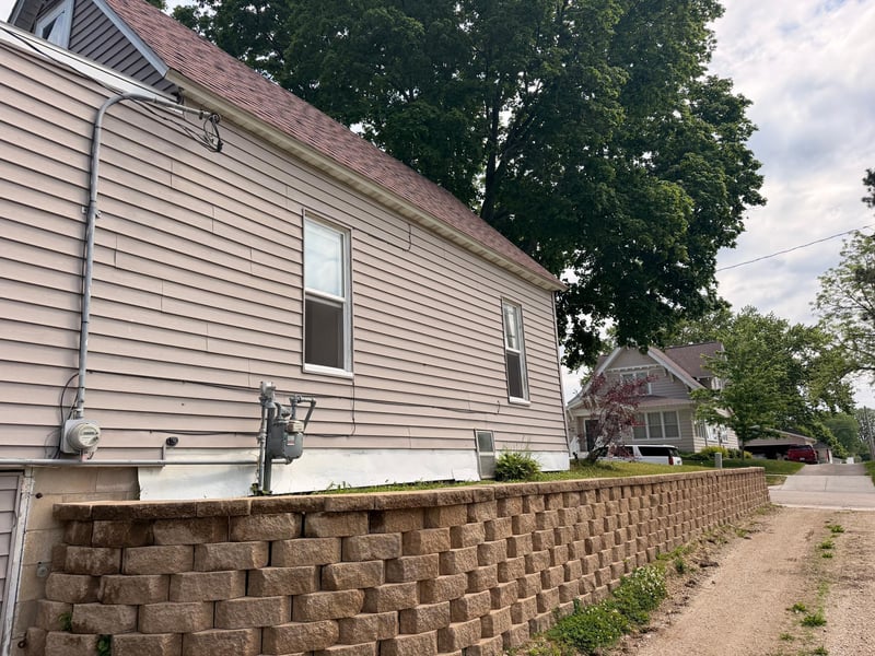 309 Pleasant St NE, Preston, MN 55965