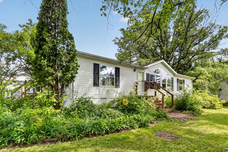 210 Fir St, Floodwood, MN 55736