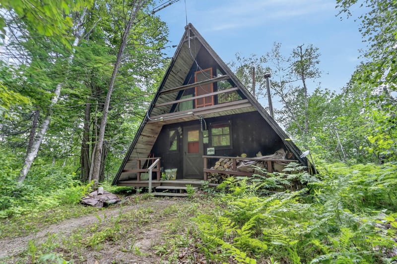 38837 Sissebakwet Shores Rd, Cohasset, MN 55721