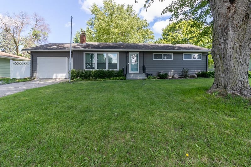 234 15th St SW, Owatonna, MN 55060