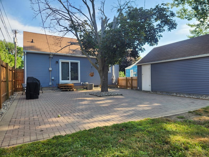 814 3rd St SE, Pipestone, MN 56164