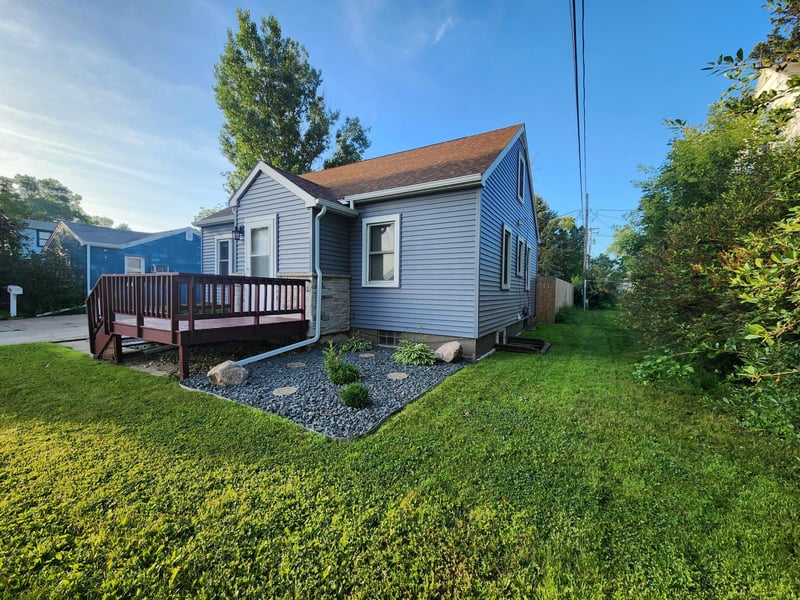 814 3rd St SE, Pipestone, MN 56164