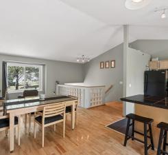 4008 Pennsylvania Ave, Eagan, MN 55123