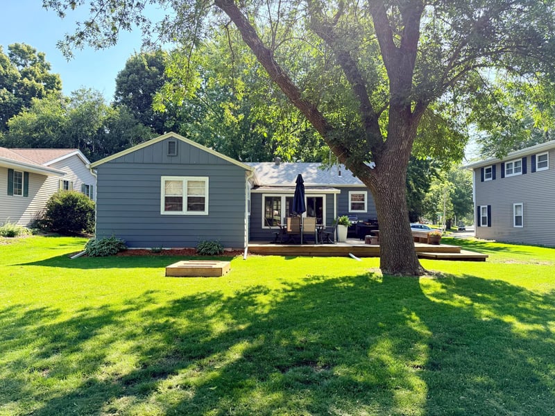 1311 Elmwood Ave, Worthington, MN 56187