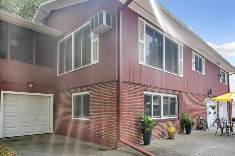 405 Oakwood Dr, Durand, WI 54736