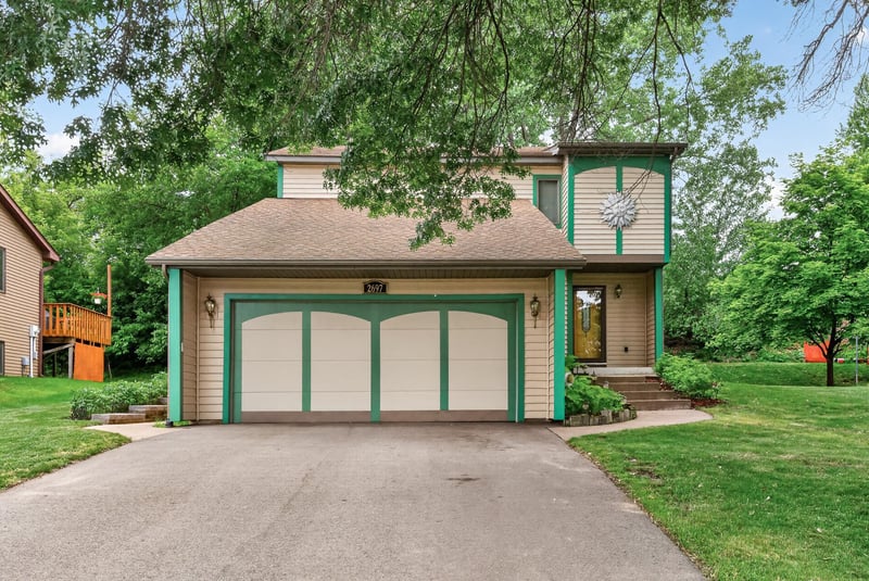 2697 Jessica Ct, Little Canada, MN 55117