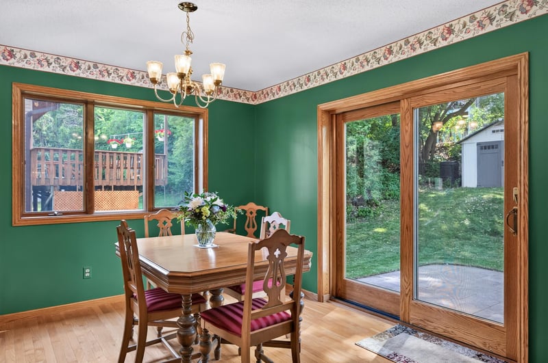 2697 Jessica Ct, Little Canada, MN 55117