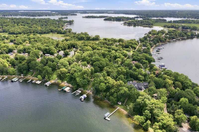 34XX Warner Ln, Mound, MN 55364